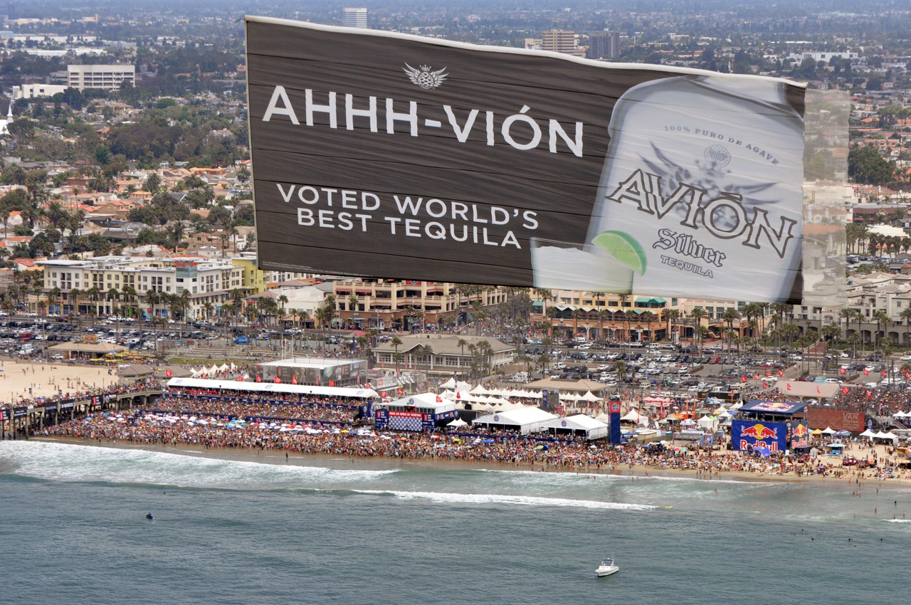 3 Steps To Building Brand Awareness With Aerial Advertising featured image