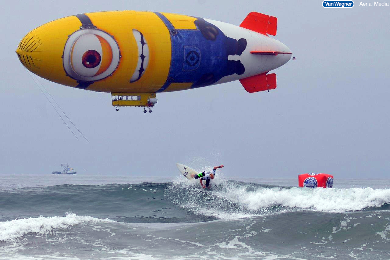 Despicablimp-US_Open_Surfing_Hungtington_beach_2013_(3)_copy