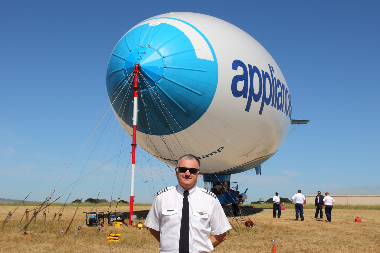 blimp pilot